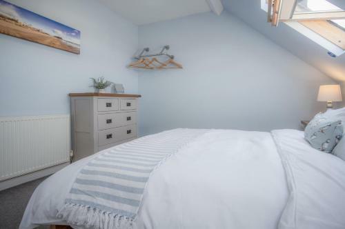 The Nest - 1 Bedroom Apartment - Tenby