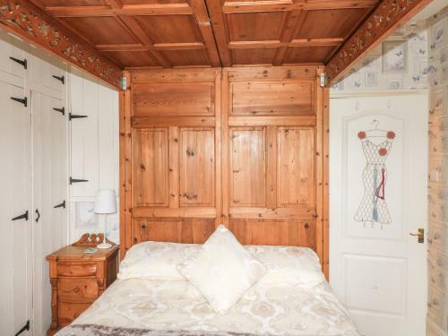 Three Sisters Holiday Cottage