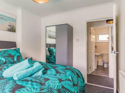 Lovely Apartment 2 King-sized 2 Single Beds