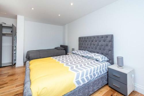 Gorgeous Modern Apartment Br2