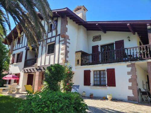 Apartamento Bel Appartement T4 Dans Maison Basque