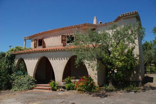 Independent Country Villa