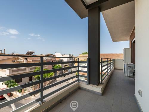 Alba's Apartment - Wifi & Private Parking
