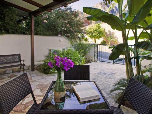 Villa Located Near The Fantastic Gulf
