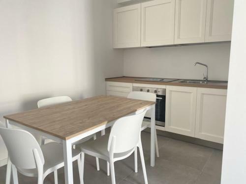 Apartamento Bilocale Ben Accessoriato Via Moni I 33c