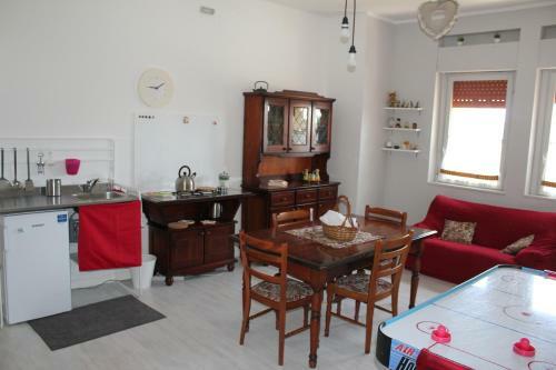 Milk & Honey Apartment