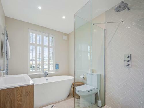 Pass The Keys 3 Bed Scandi Heaven Minutes From The Beach