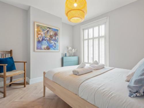 Pass The Keys 3 Bed Scandi Heaven Minutes From The Beach