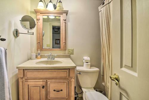 Townhome Walk To Mirror Lake And Main Street!