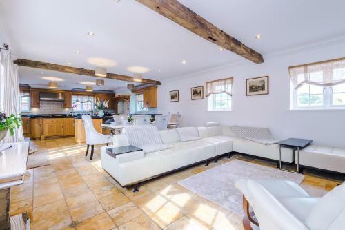 Villa Farm- A Luxury Holiday Home With Stunning Views