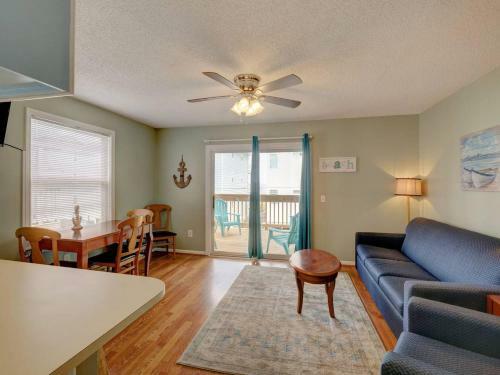 Lakefront Beachview 2br Condo Sleep 6 Close To Boardwalk