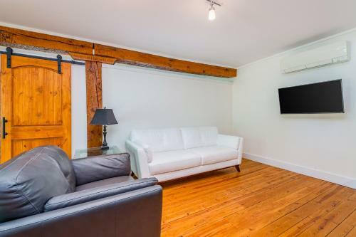 The Mill House -105