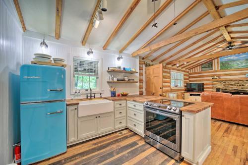 Wake Robin Cabin - Scenic Smokies Retreat!