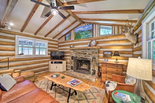 Wake Robin Cabin - Scenic Smokies Retreat!