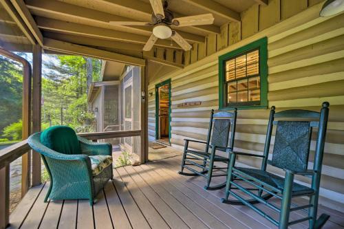 Wake Robin Cabin - Scenic Smokies Retreat!