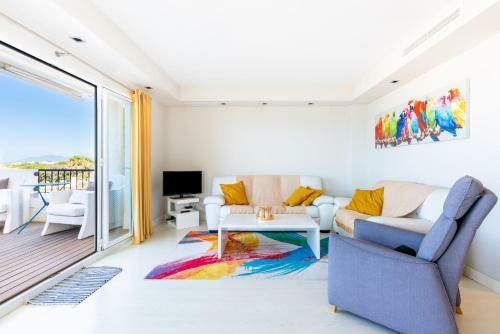 Calahonda Del Sol - Front Line Apartment With Sea View