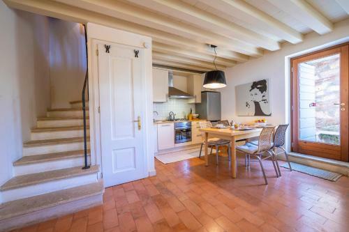 Villa Faccioli Magnolia And Oleandro With Shared Pool - Happy Rentals