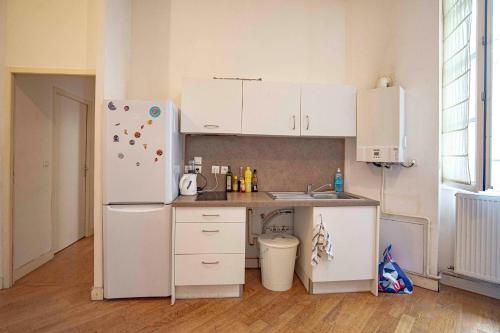 Apartamento Bright 62m 8min Walk From The Palais de La Bourse