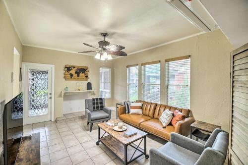 Unique Houston Getaway About 1 Mi To Downtown!