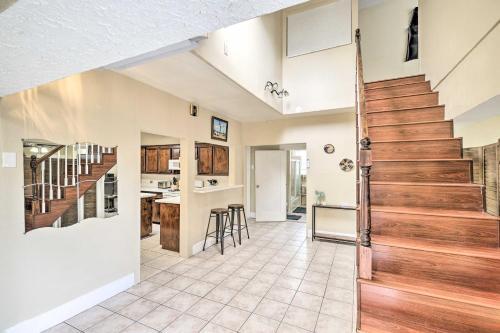 Unique Houston Getaway About 1 Mi To Downtown!
