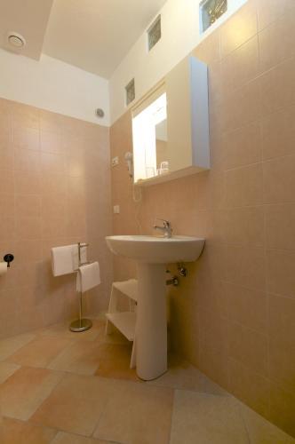 Hostal Madonna Del Carmine