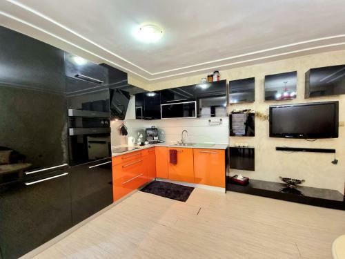 Apartamento Aristocratic 3 Bedr.apartment In Seper Center