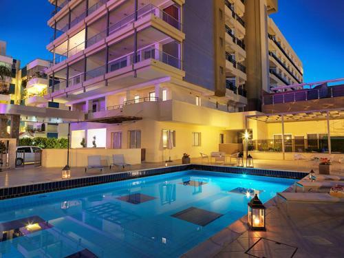 Marathon Sea View Apartment 407