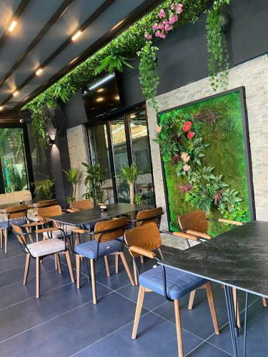 313 Boutique Hotel