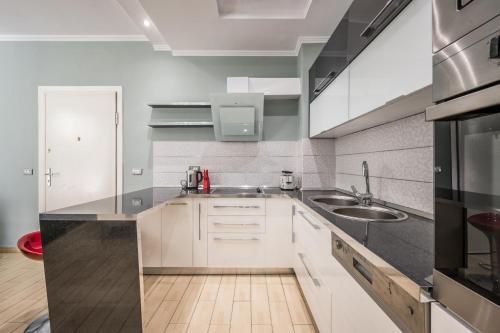 Cozy Central Apartment 2