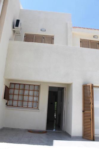 Three Bedroom Town House In Pafos, Cyprus.