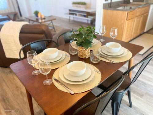 Peaceful, 3br King Home With Bbq, Fire Pit & Huge Tv