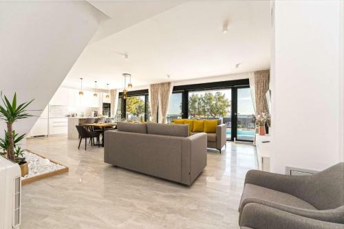 Beautiful Villa Tiara