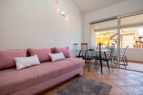 Villa Beatiful House Enka In Banjole,pula