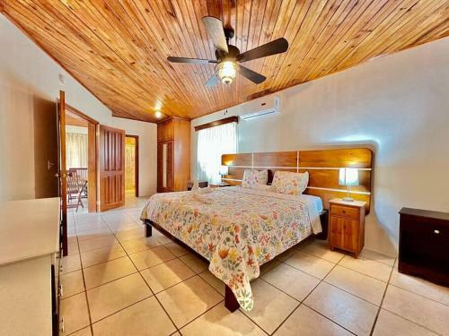 Apartamento Roatan Lodge 504 @sunset Villas, West End
