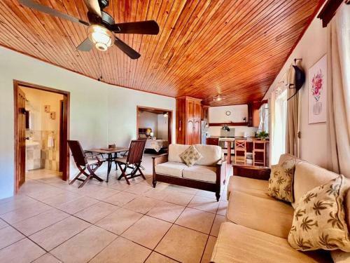 Apartamento Roatan Lodge 504 @sunset Villas, West End