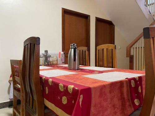 Hostal Room In House - Nshuti Spacious Quiet Rm For Short Long-term