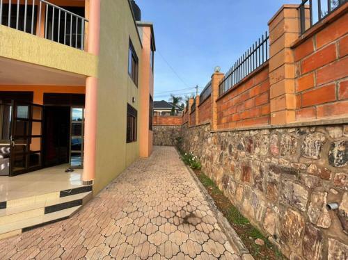 Hostal Room In House - Nshuti Spacious Quiet Rm For Short Long-term