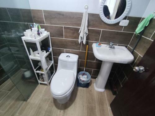 Apartamento Practico, Solo Para Dormir Y Trabajar Tranquilo.