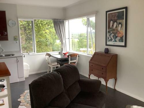 Hostal Country Feel But Close To Everything - Tauranga