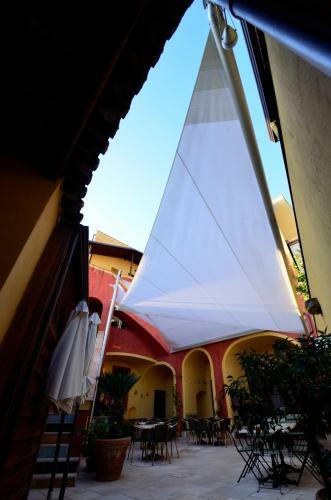 Manouche Bistrot B&B