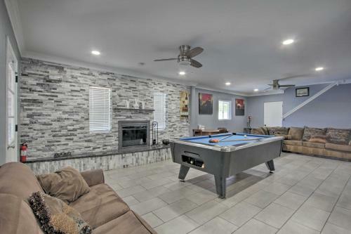 Ultimate Phoenix Group Getaway Patio And Pool!