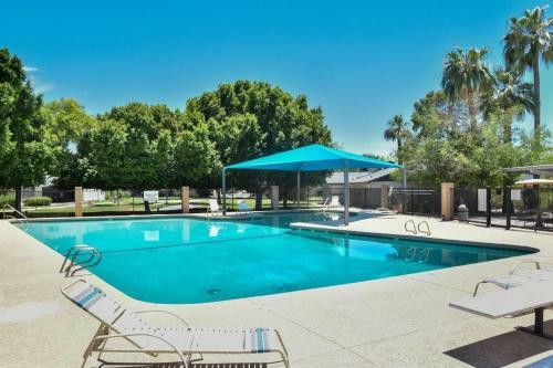 Sky Harbor Scottsdale Relaxing Family Get Away