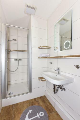 Apartamento Friesenmeer Ferienwohnung Vier
