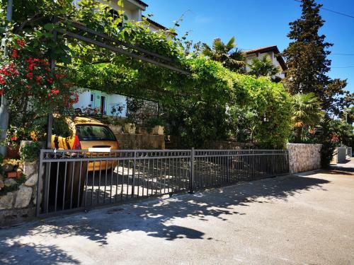 Apartment Dasek 2, Njivice
