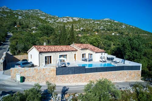 Villa Ivana II