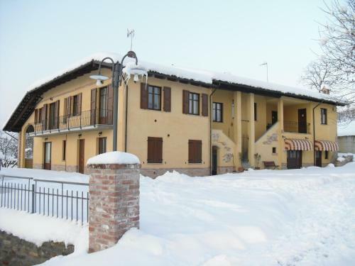 Hostal Rosso Di Sera