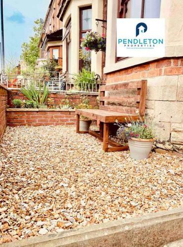 Spacious 4 Bedrooms/3 Bathroom Home In Chorley
