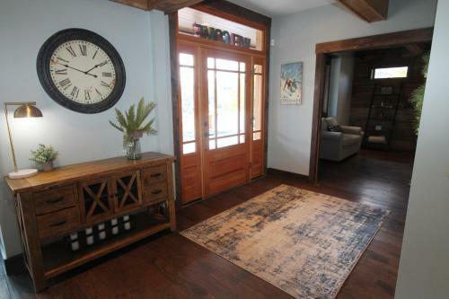 Whetstone Wonder Amazing Views Large Deck Hot Tub Pet Friendly Shuttle