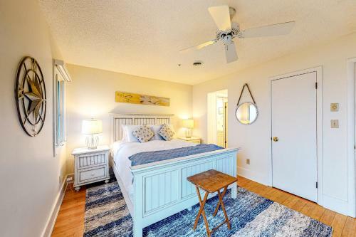 Kings Grant --- 40084 Grant Drive, Unit 72