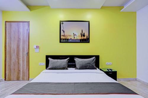 Hotel Collection O 81636 Baba's Inn